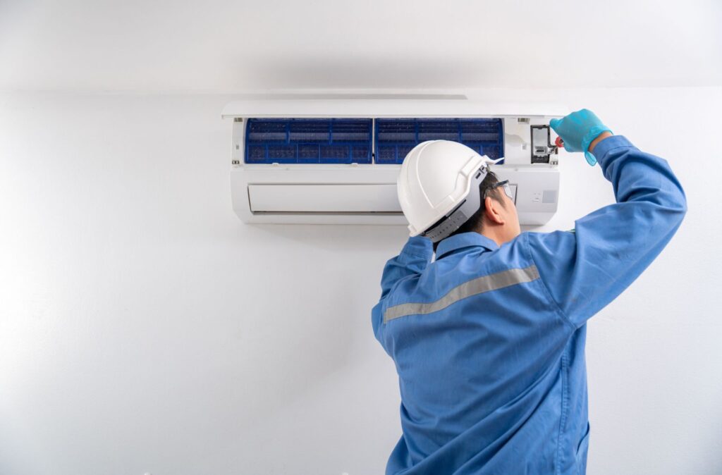 Common AC Drainage Problems Every Piqua Homeowner Should Watch For 4 AC repair